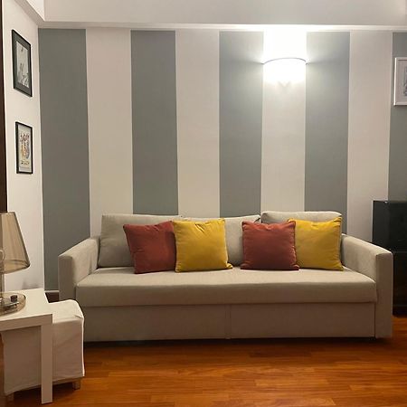 شقة La Casa Di Ringhiera In Sarpi-Sempione-Moscova ميلان المظهر الخارجي الصورة